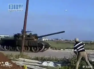 叙利亚政府军出动了坦克