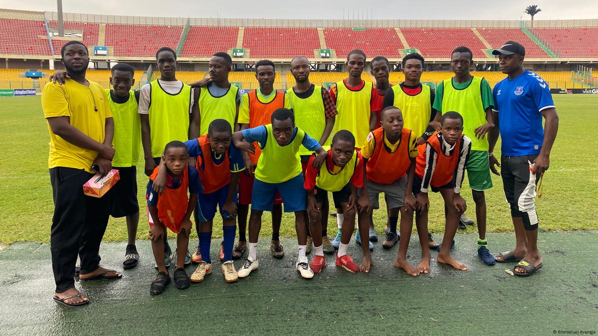 Ghana: Cerebral palsy football offers escape from stigma – DW – 03/30/2023