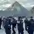 Frankreich Paris 2025 | Polizisten am Louvre nahe der Glaspyramide (19.10.2025)