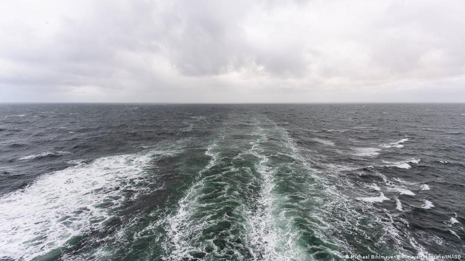 Viele Vermisste nach Schiffsunglück vor indischer Küste