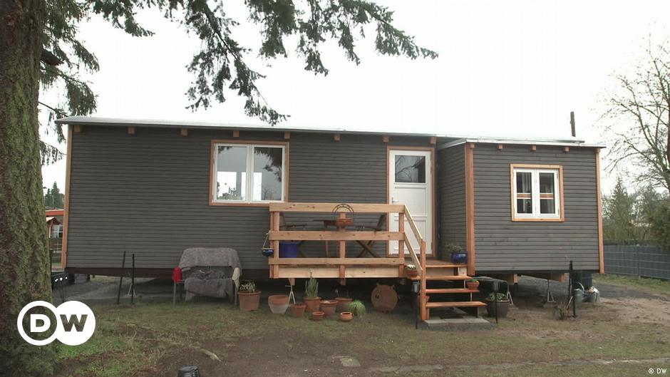 tiny homes already furnished        <h3 class=