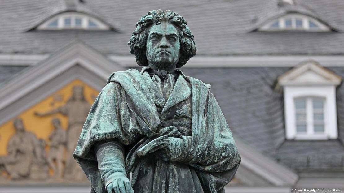 Estátua de Ludwig von Beethoven em Bonn
