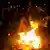 Demonstranten gegen Israels Justizreform setzen in Tel Aviv Barrikaden in Flammen