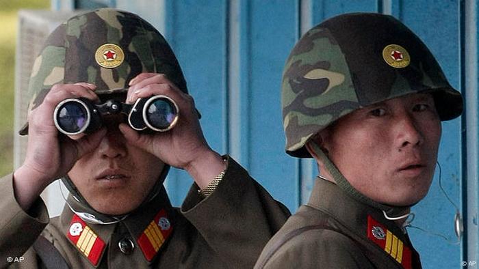 Flash-Galerie Nordkorea Grenzsoldaten