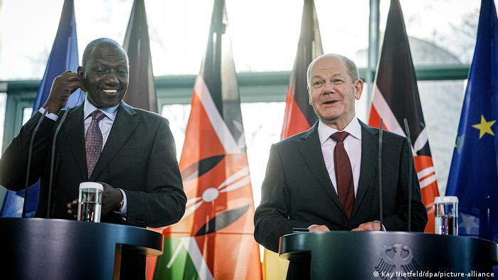 Berlin Präsident William Ruto Kenia und Kanzler Scholz