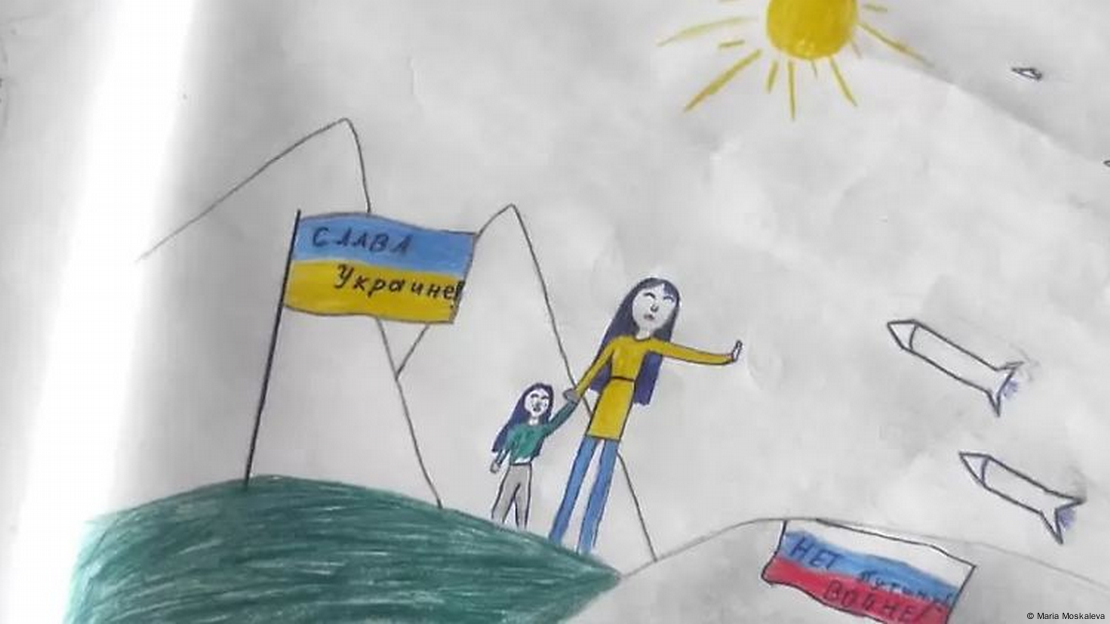 Dibujo de la niña Masha Moskaliova: una mujer con una niña de la mano frena misiles de rusos que quieren atacar Ucrania. Dibujo de la niña Masha Moskaliova: una mujer con una niña de la mano frena misiles de rusos que quieren atacar Ucrania.