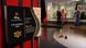 Instalasi "Invisible Man" di Musium Lilin Madame Tussauds London 2017 dimaksudkan sebagai April Mop Instalasi "Invisible Man" di Musium Lilin Madame Tussauds London 2017 dimaksudkan sebagai April Mop