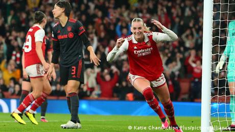 Stina Blackstenius und Arsenal zu stark für FC Bayern
