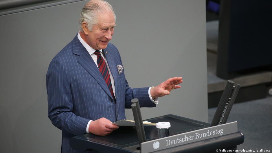 Britanski kralj Čarls III obraća se poslanicima Bundestaga