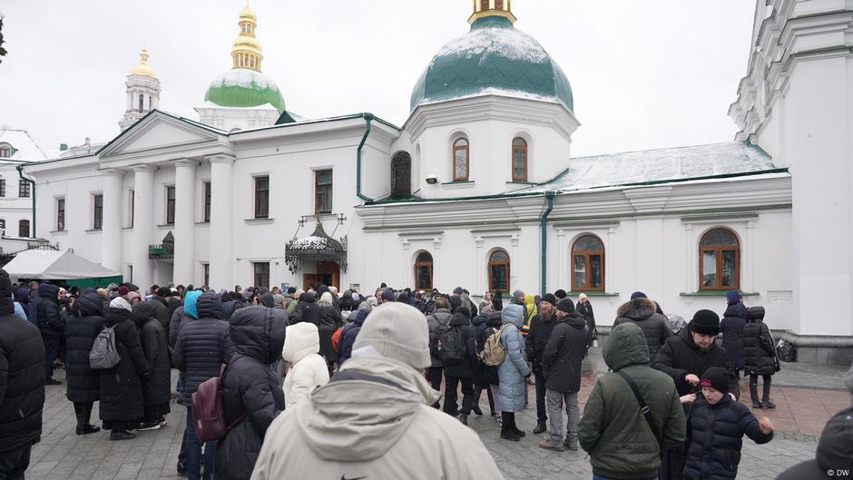 (не) последний день упц мп в лавре: верующие, санкции и суд