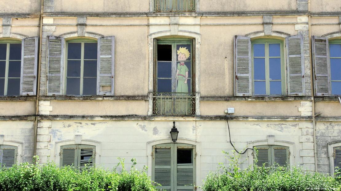 The Little Prince in Saint-Maurice-de-Rémens castle