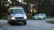 Dos furgonetas policiales se incorporan a una carretera rual. Dos furgonetas policiales se incorporan a una carretera rual.