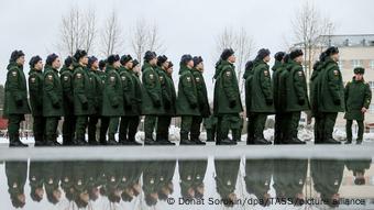 Russia war against Ukraine army recruits 