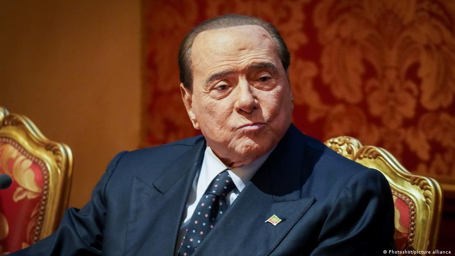 Silvio Berlusconi: Flashy media mogul and political populist – DW – 06/12/2023 - Vimarsana News