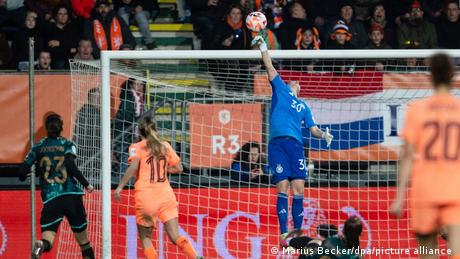 DFB-Torhüterinnen überzeugen bei Sieg gegen die Niederlande