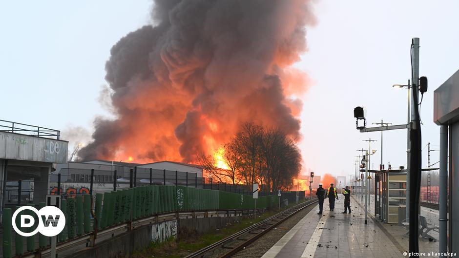 Rauchwarnung Hamburg: Großbrände ausbrechen – DW – 09.04.2023