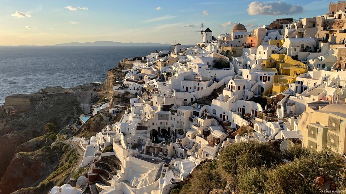 The Best Nightclubs in Santorini - Meet Santorini