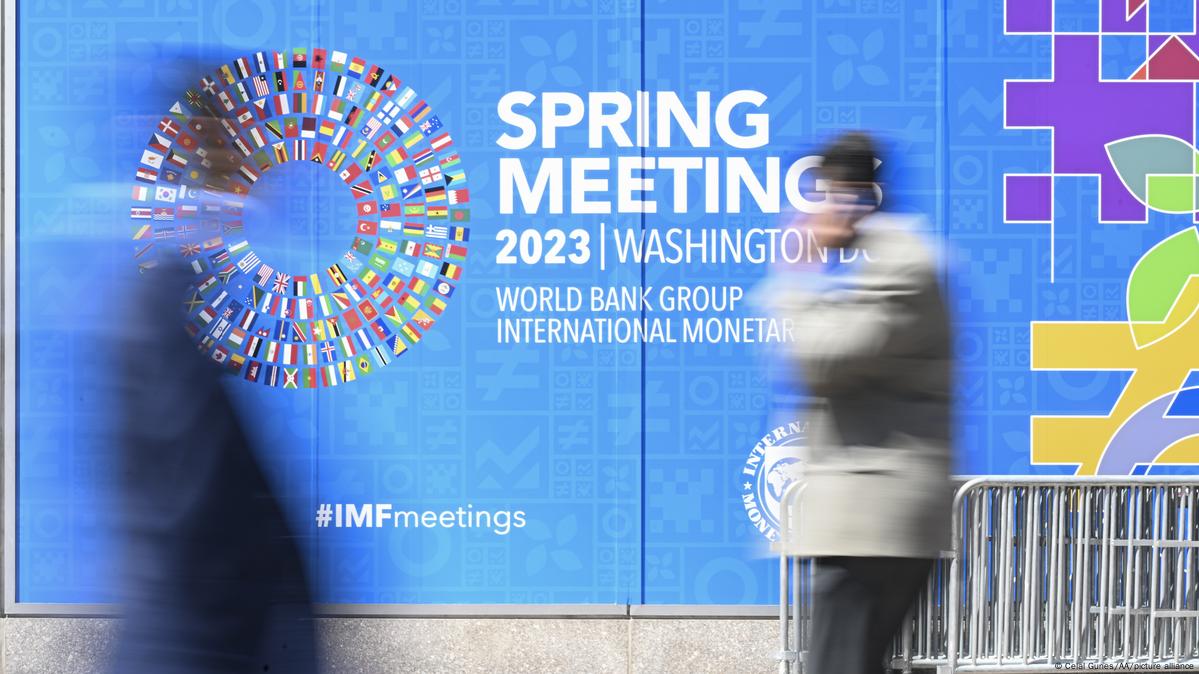 IMF predicts modest global growth, slowly receding inflation – DW – 04 ...