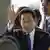 在和歌山市，日本首相岸田文雄在演讲时有烟雾弹投向他的附近