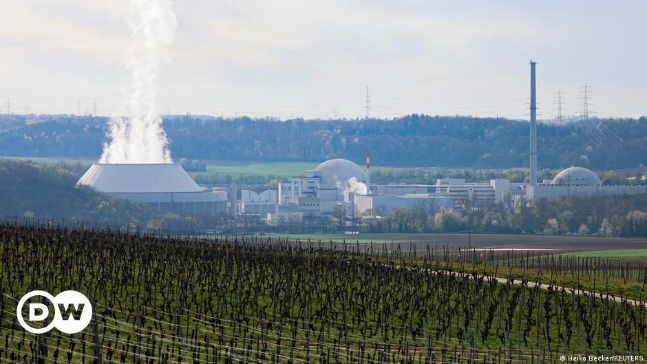 German politicians divided as last nuclear plants shut down – DW – 04/16/2023