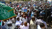 السودان الآن: هل يؤجج الإسلاميون الصراع ويعرقلون السلام؟
