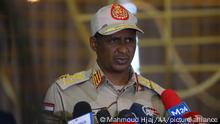 ARCHIV 10/08/2022 *** KHARTOUM, SUDAN - AUGUST 10: Mohamed Hamdan Dagalo, Sudanese Deputy Chairman of the Transitional Sovereignty Council, talks during the press conference in Khartoum, Sudan on August 10, 2022. Mahmoud Hjaj / Anadolu Agency