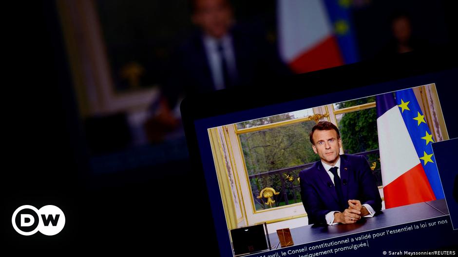 Macron défend la loi sur les retraites et prévoit de nouvelles manifestations – DW – 18/04/2023