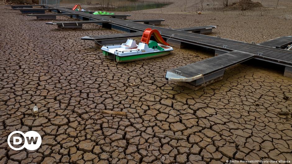 Spain Catalonia declares drought emergency for Barcelona DW 02/01/2024