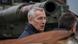 Nahaufnahme: Jens Stoltenberg vor einem Panzergeschütz in Kiew Nahaufnahme: Jens Stoltenberg vor einem Panzergeschütz in Kiew