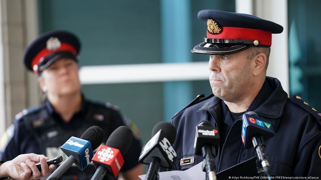 Police inspector Stephen Duivesteyn speaks to the media regarding a theft at Toronto Pearson International Airport