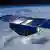 Illustration eines von der US-Raumfahrtbehörde NASA entwickelten Mini-Satelliten mit des Typs "Cyclon Global Navigation Satellite System" (CYGNNS) im Weltraum über einem Hurrikan auf der Erde