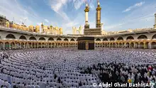 21.4.2023****
Muslim worshippers pray around the Kaaba, Islam's holiest shrine, at the Grand Mosque in the holy city of Mecca on the first day of Eid al-Fitr, which marks the end of the holy fasting month of Ramadan on April 21, 2023. (Photo by Abdel Ghani BASHIR / AFP)