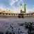 مصلون حول الكعبة في المسجد الحرام بمكة المكرمة في اليوم الأول من عيد الفطر، أرشيف (21.04.2023).