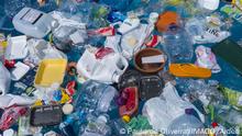 Plastic garbage floating in the ocean. Unlike PUBLICATIONxINxGERxSUIxAUTxONLY Copyright: PauloxdexOliveira 12479496