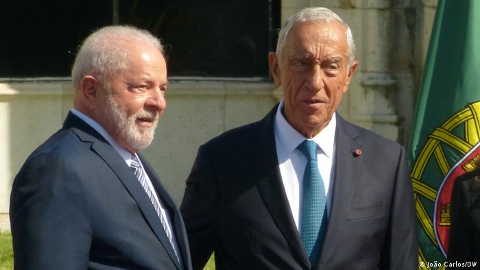 Lula foi recebido em Lisboa pelo presidente português, Marcelo Rebelo de Sousa