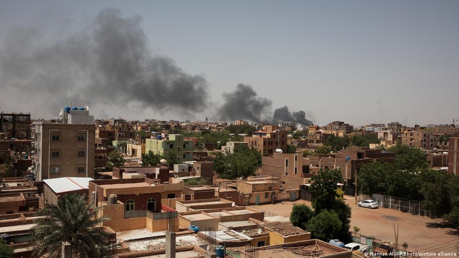 US evacuates citizens from Sudan amid ongoing conflict – DW – 04/23/2023 - Vimarsana News
