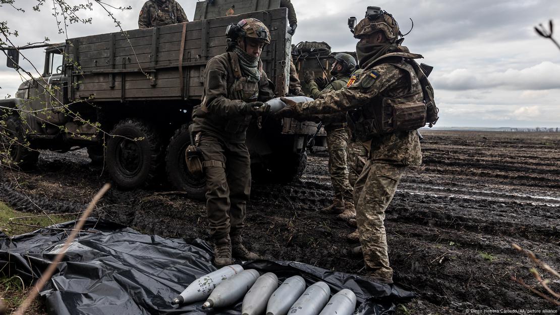 Soldados ucranianos en primera línea en el óblast de Donetsk