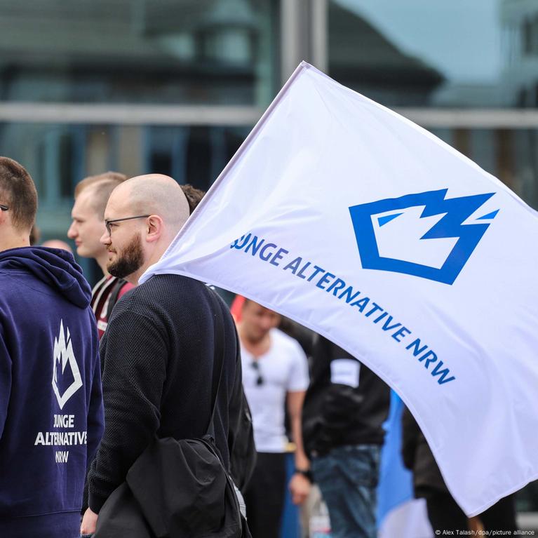 人文 AKTEN ZUR DEUTSCHEN AUSWARTIGEN POLITIK Akten zur Auswärtigen Politik der Bundesrepublik Deutschland