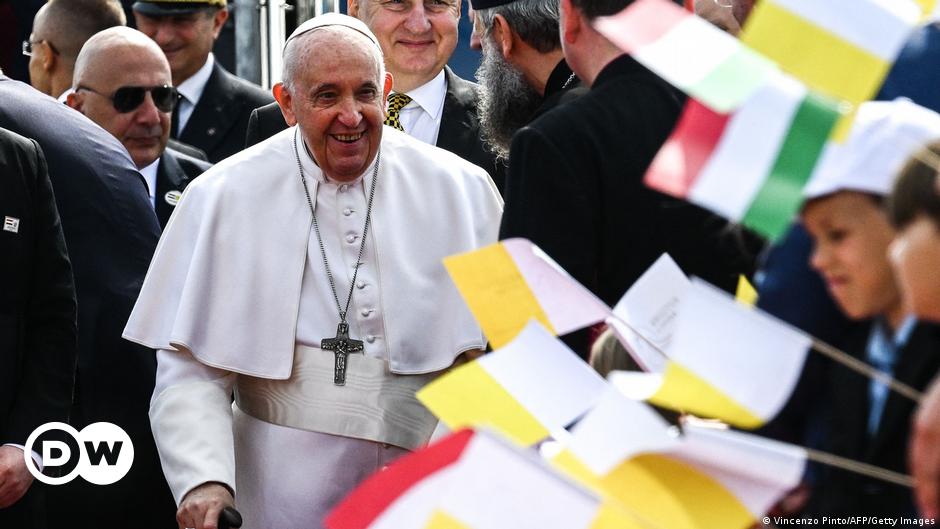 Papst wendet sich in Ungarn gegen Nationalismus