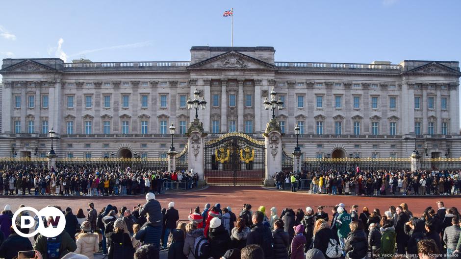 10 places to feel like royalty in London – DW – 05/05/2023