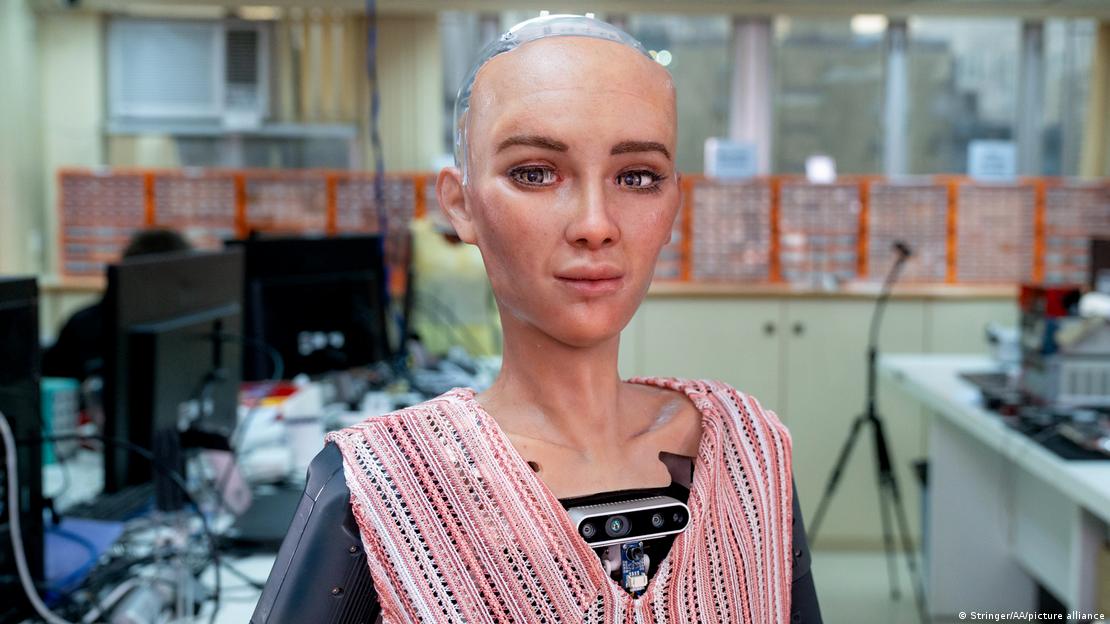Roboti humaniod “Sophia” - qytetare e Arabisë Saudite dhe “Ambasadore e inovacionit” e OKB-së 