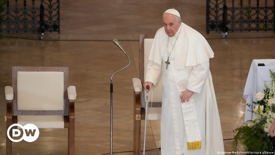 Papst preist "Gastfreundschaft der Ungarn"