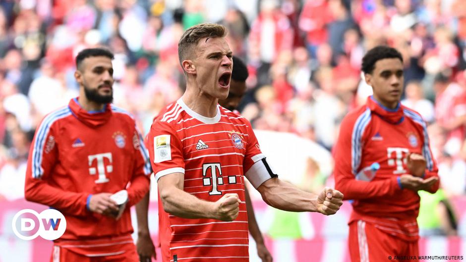 FC Bayern mit Mühe zur Tabellenführung