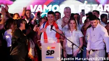 Paraguayan presidential candidate Santiago Pena from the ruling Colorado Party speaks at the party headquarters as he and his running mate Pedro Alliana lead Paraguay's presidential race, according to early results, in Asuncion, Paraguay April 30, 2023. REUTERS/Agustin Marcarian
