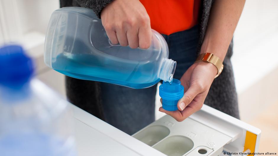 Chemia z Niemiec lepszej jakości? Eksperci nie potwierdzają, ale klienci wiedzą swoje