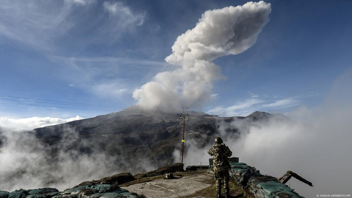 Colombia Volcanic eruption threatens thousands DW 05/05/2023