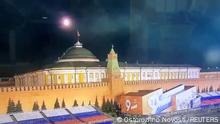 03/05/2023 A still image taken from video shows a flying object approaching the dome of the Kremlin Senate building during the alleged Ukrainian drone attack in Moscow, Russia, in this image taken from video obtained by Reuters May 3, 2023. Ostorozhno Novosti/Handout via REUTERS ATTENTION EDITORS - THIS IMAGE WAS PROVIDED BY A THIRD PARTY. NO RESALES. NO ARCHIVES. MANDATORY CREDIT. 