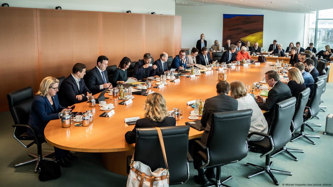 Το γερμανικό υπουργικό συμβούλιο στην καγκελαρία