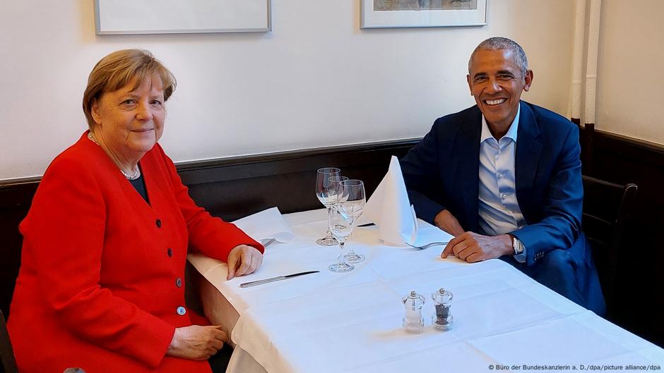 Angela Merkel i Barak Obama u Berlinu, kao penzioneri, maja 2023.