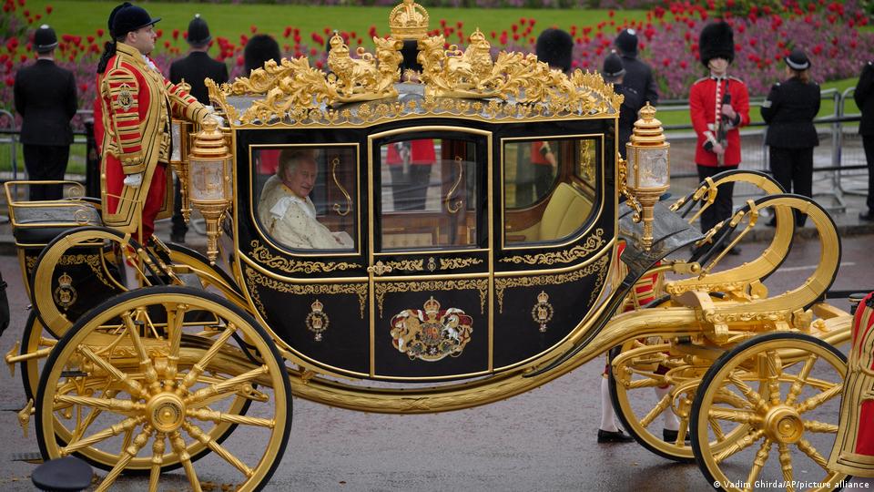 Charles na carruagem Diamond Jubilee State Coach Charles na carruagem Diamond Jubilee State Coach
